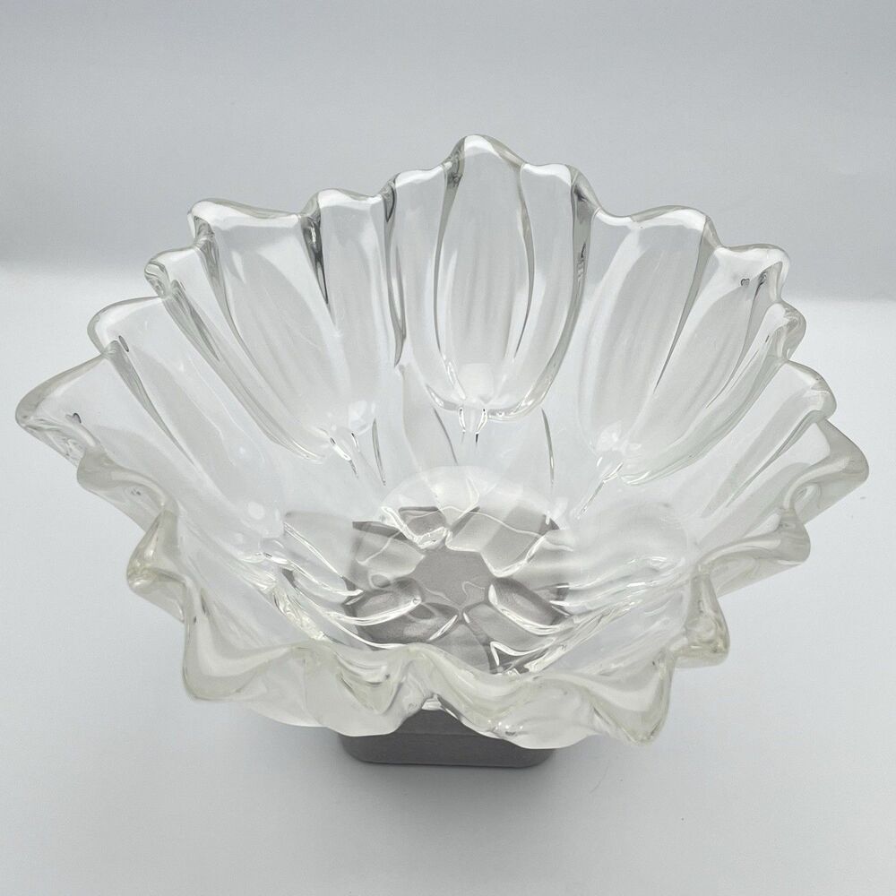Mikasa Walther "Sylvia" Clear Milky Frosted Tulip Crystal Serving Bowl 7"